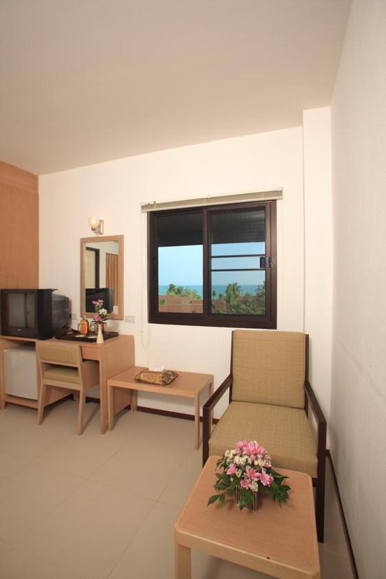 Kuiburi Hotel & Resort Куи Бури Екстериор снимка
