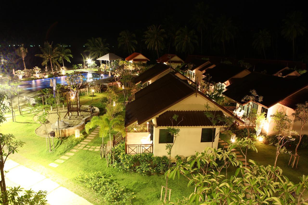 Kuiburi Hotel & Resort Куи Бури Екстериор снимка