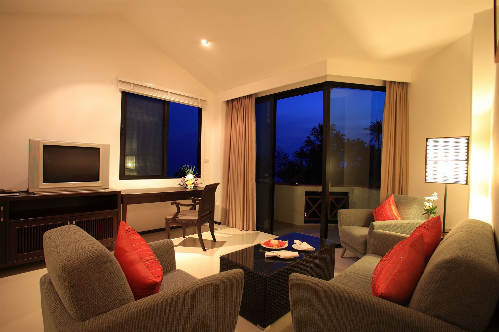 Kuiburi Hotel & Resort Куи Бури Екстериор снимка