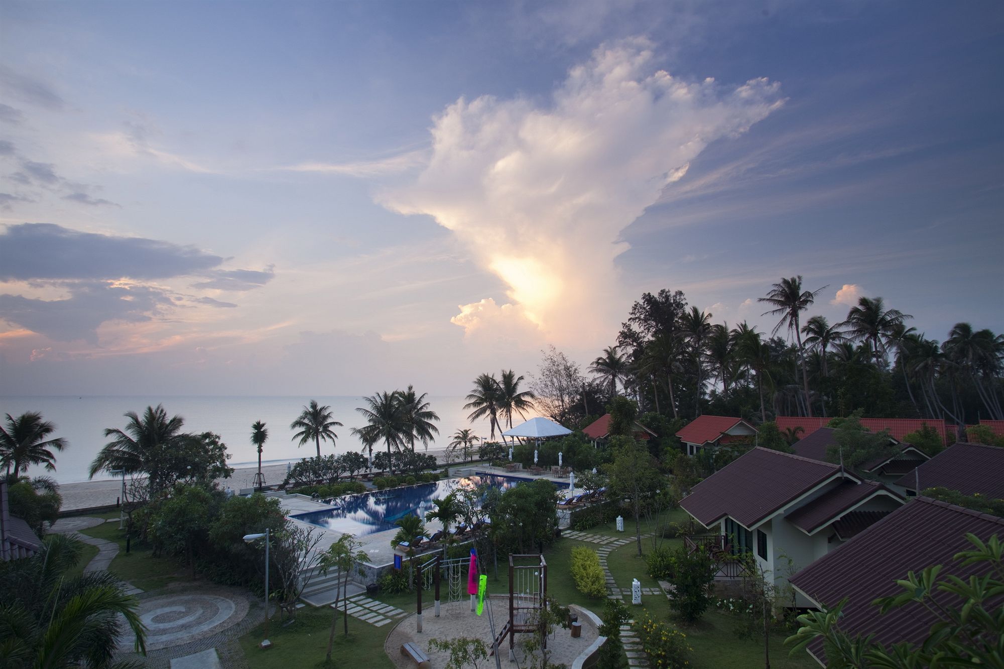 Kuiburi Hotel & Resort Куи Бури Екстериор снимка